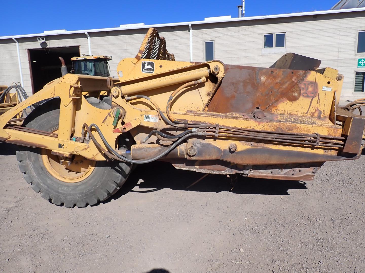 ./imagenes/INVOICE/2019/16501/ESCREPA JOHN DEERE_1814C (8).JPG